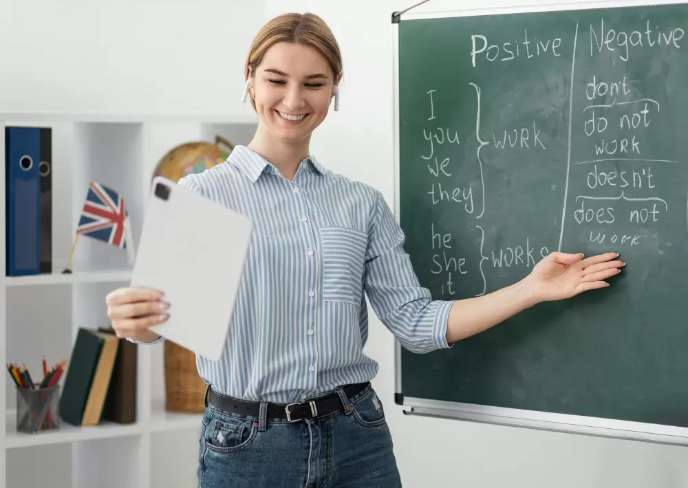 Oferty pracy dla lektora języka angielskiego a studia – czy ukończenie filologii angielskiej jest koniecznie?