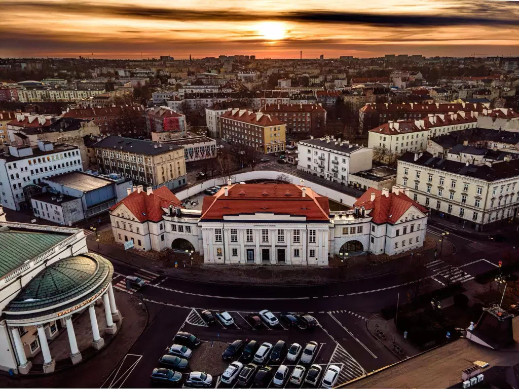 Nowa siedziba Uniwersytetu Kaliskiego – miejsce, gdzie tradycja spotyka się z nowoczesnością! 