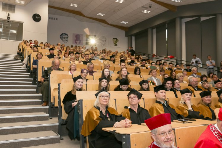 Opinie O Uczelniach - Akademia Pedagogiki Specjalnej (APS) Im. Marii ...